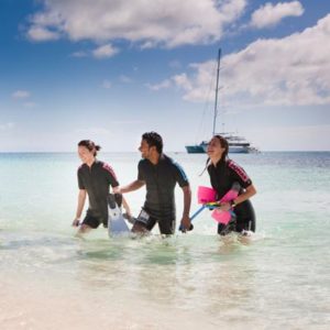 Taucher am Strand